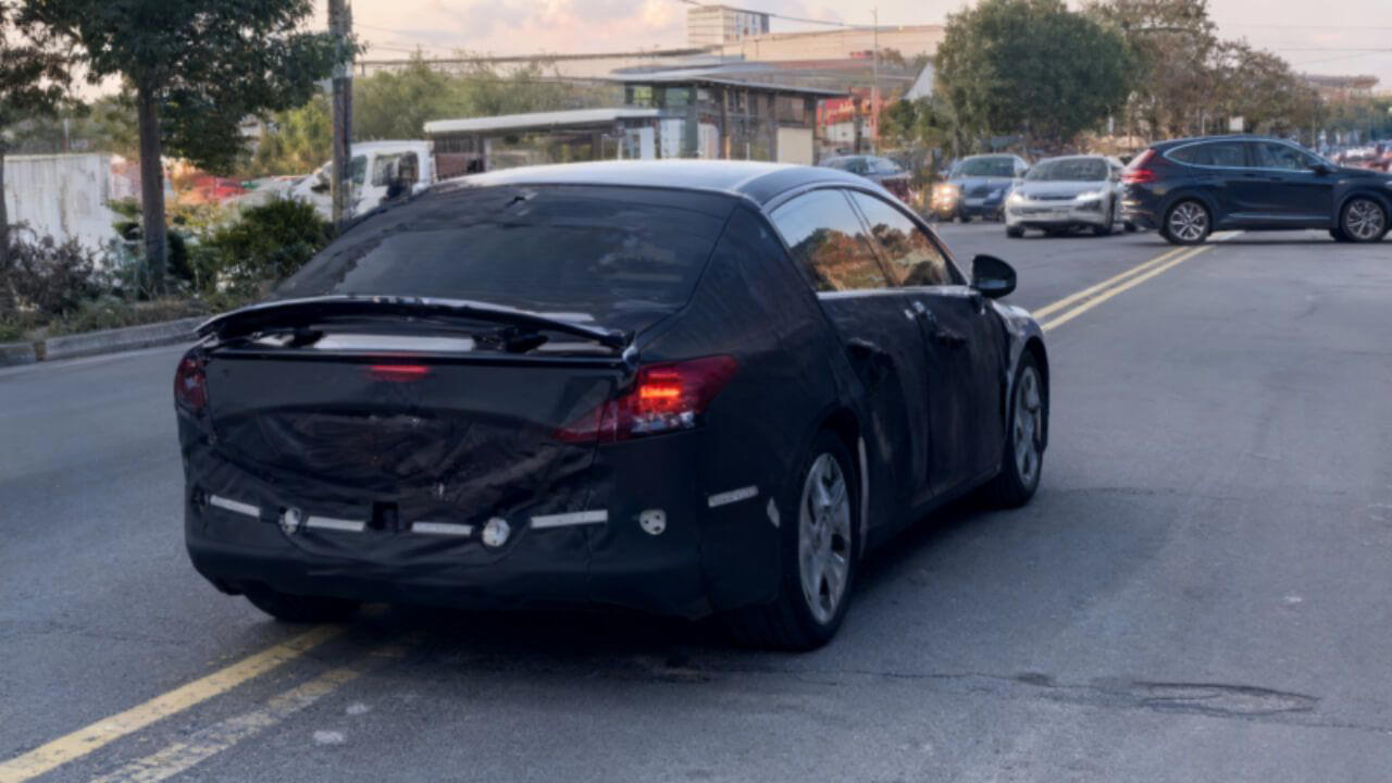 Smart rompe con su pasado urbano y se lanza a por una berlina rival del Mercedes CLA