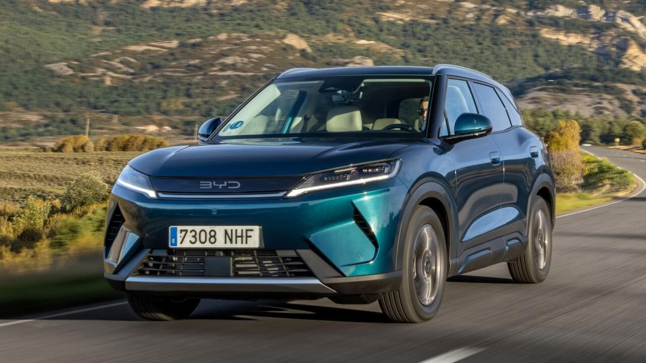 BYD se prepara para fabricar un segundo eléctrico en Europa: el Atto 2