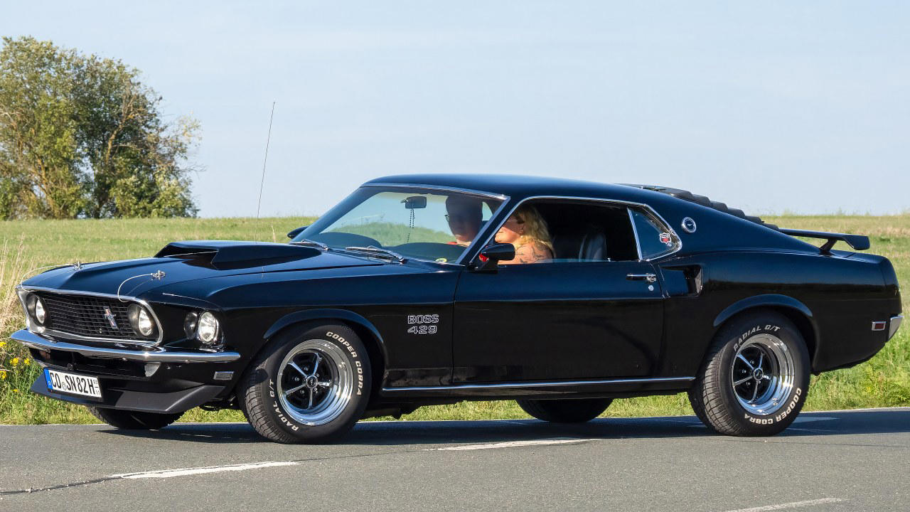 Ford, Ford Mustang, Ford had to modify the 1969 Mustang Boss 429 just to make the engine fit