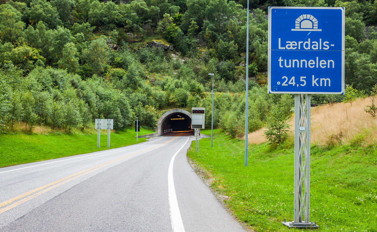 ¿Cuánto mide y dónde está el túnel más largo del planeta?