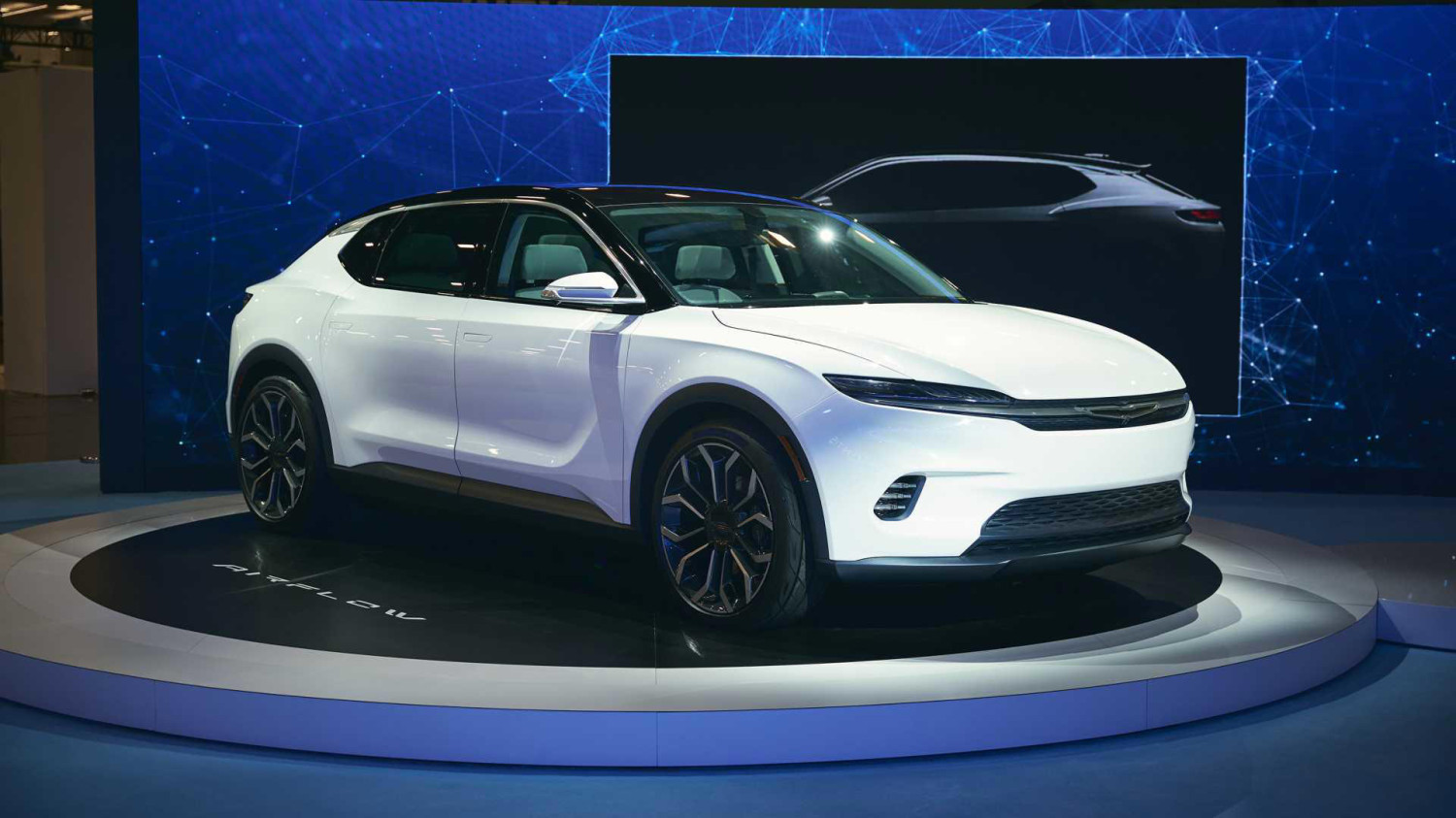 New Chrysler Arrow, Arrow Cross, Airflow models announced