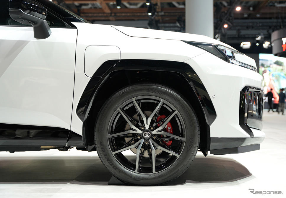 「3つの味」が選べる新型トヨタ『RAV4』日本仕様が一般公開！ 2025年度内発売へ…ジャパンモビリティショー2025