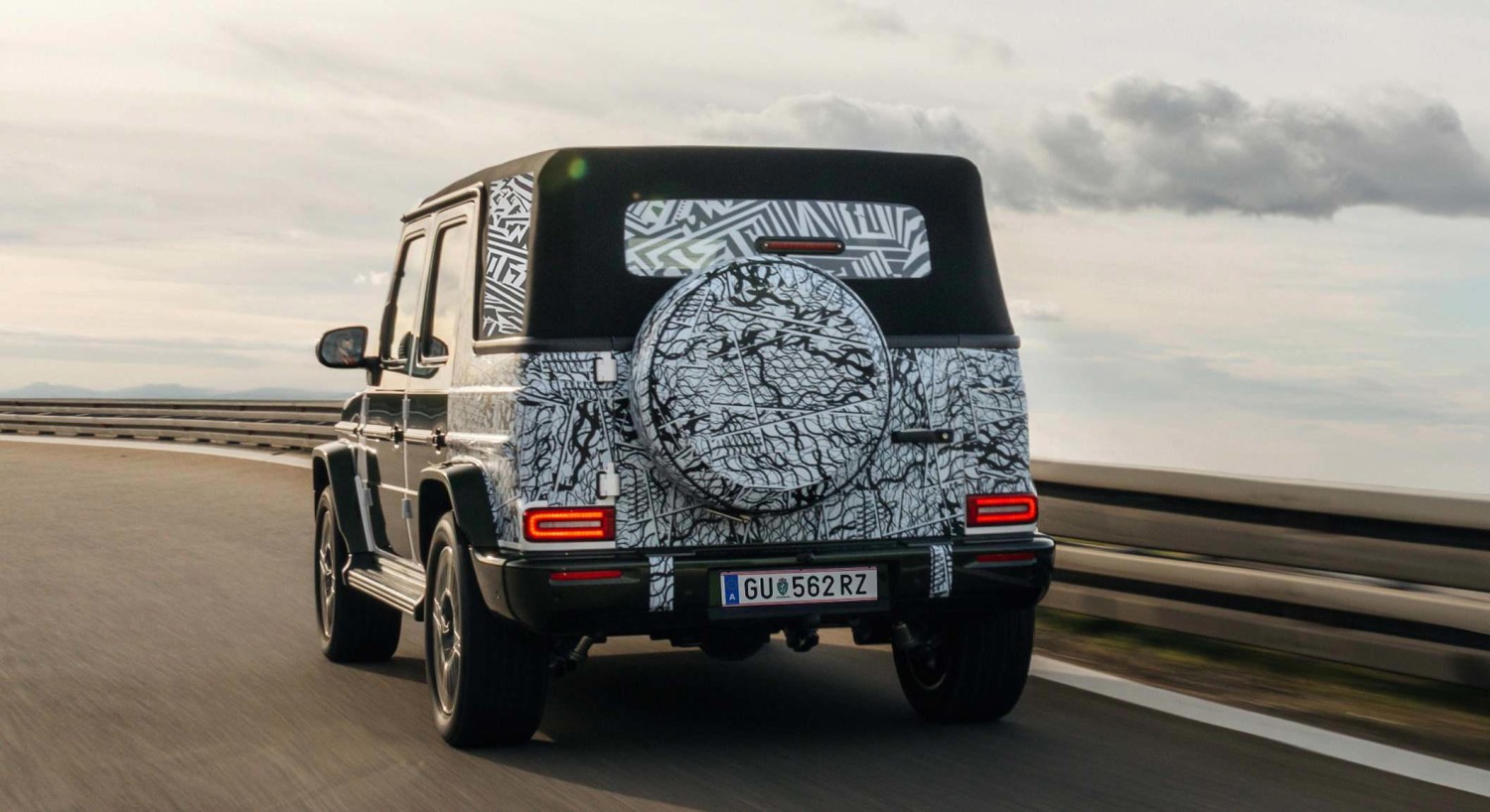 El regreso más esperado: el Mercedes Clase G Cabrio 2026 ya prueba su nueva capota en condiciones extremas