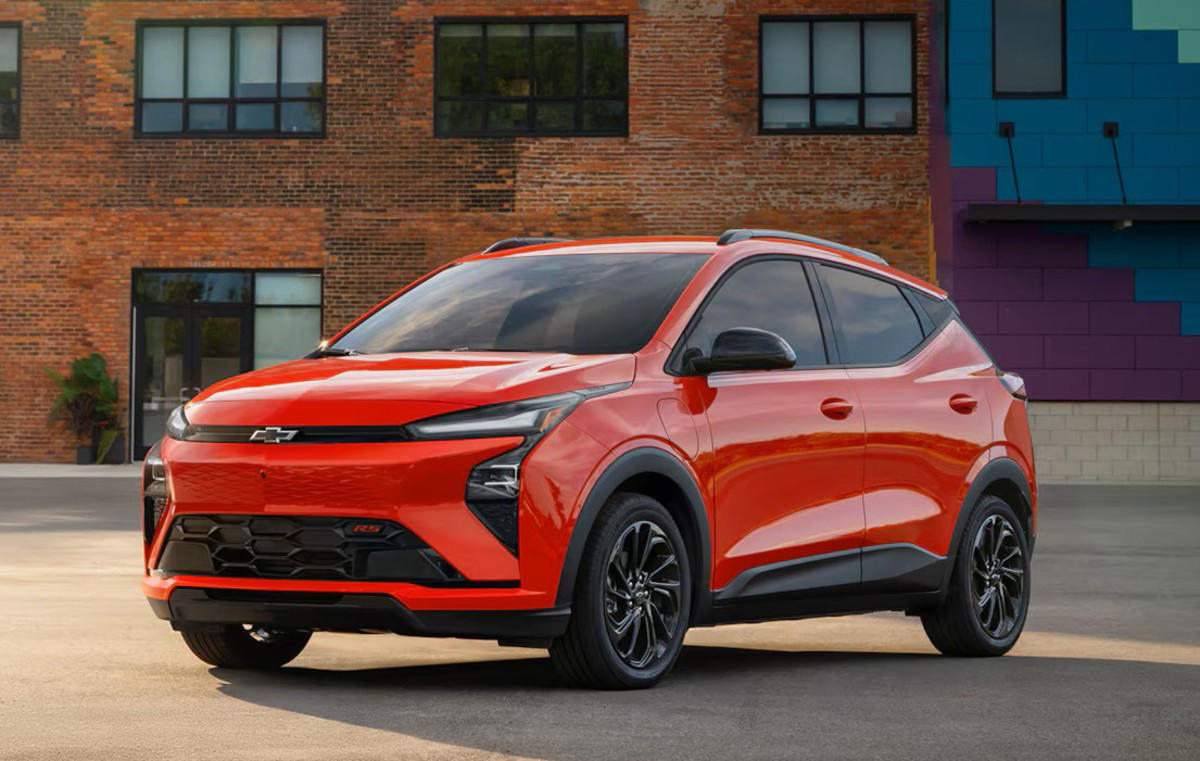 World’s largest battery maker says America can’t build EVs without China