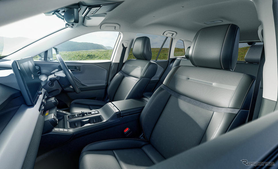 トヨタ『RAV4』新型発表にSNS興奮!「俺たちのいかついRAV4」「コミコミ450万円は魅力か」など話題に