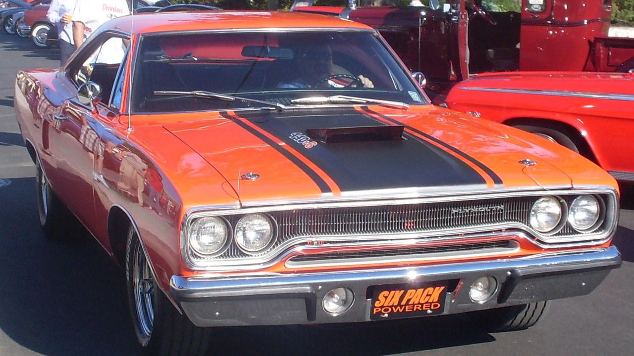 Plymouth, How the 1970 Plymouth Road Runner kept things raw