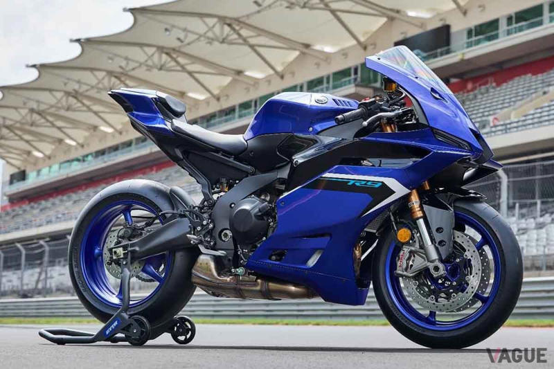 スポーツ走行だけじゃない! “戦闘力”と“扱いやすさ”を両立する 国内メーカーのミドルクラス「スーパースポーツ」3選