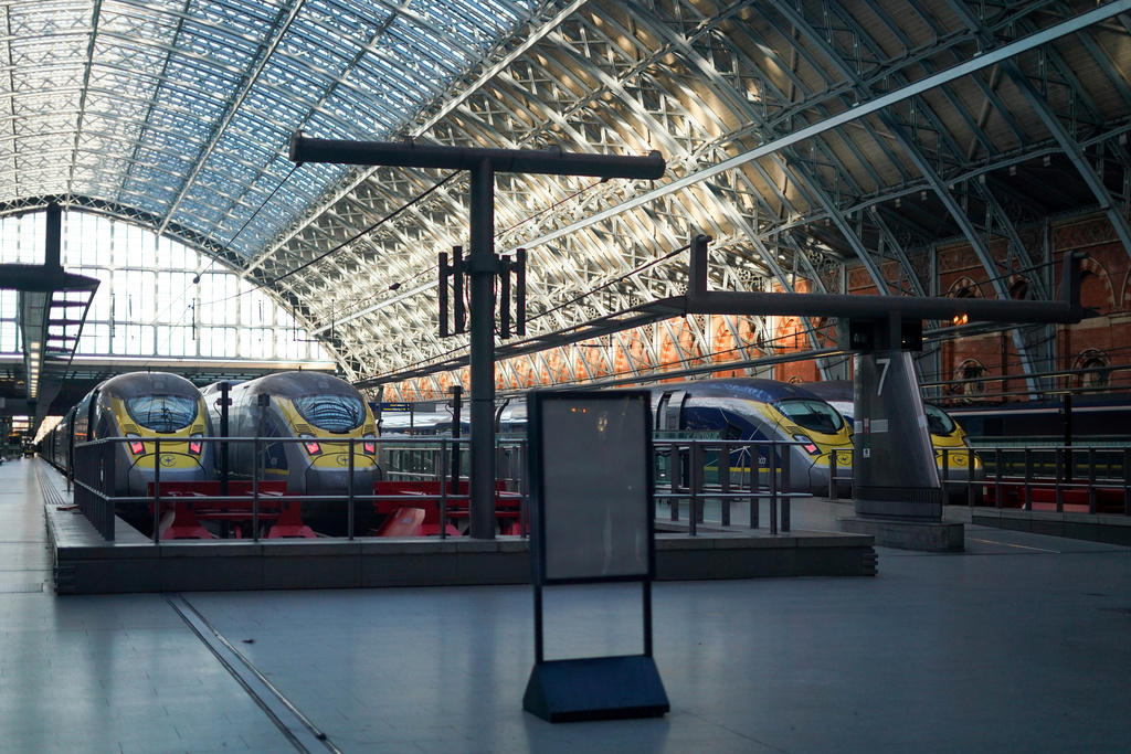 Channel Tunnel power malfunction fixed, but rail delays linger