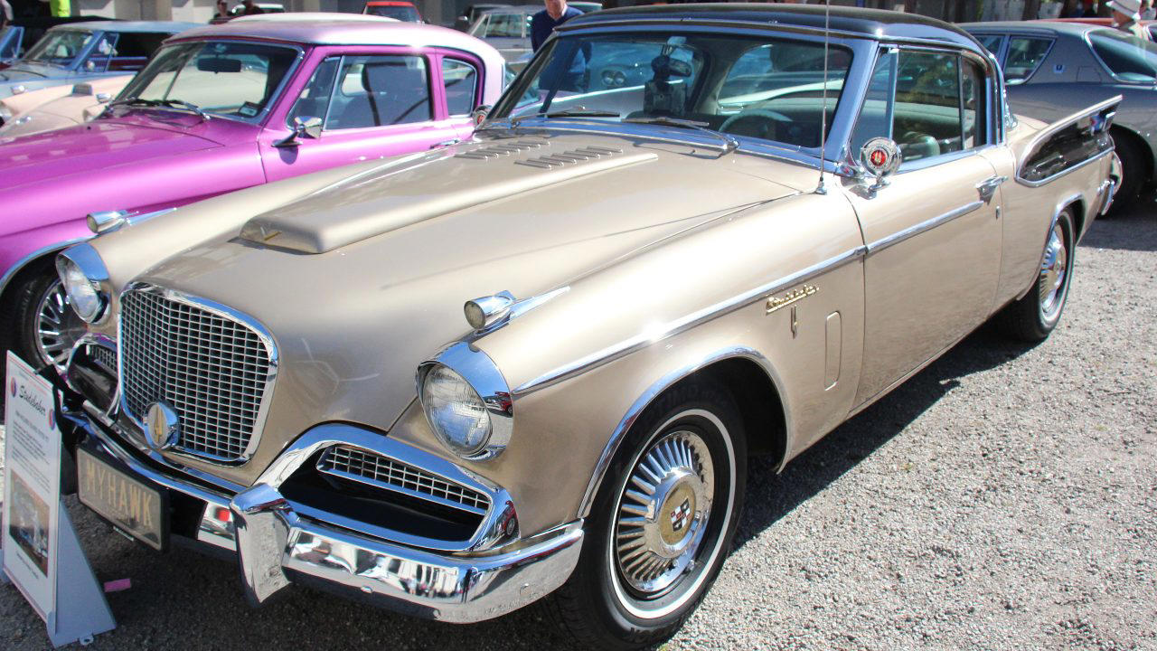 1950s vehicles that blended luxury and muscle early