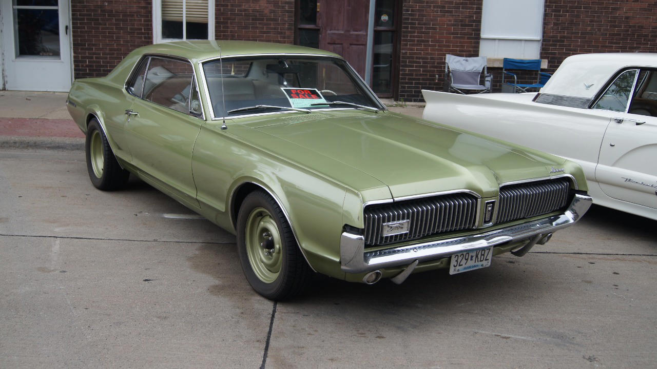 Mercury, Ford, Ford Mustang, How the 1967 Mercury Cougar gave Ford a more upscale alternative to the Mustang