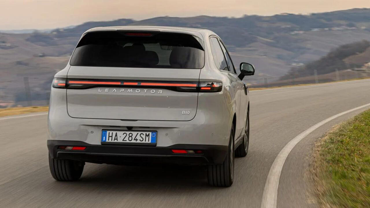 Stellantis anuncia oficialmente que su planta de Zaragoza producirá eléctricos de la marca china Leapmotor