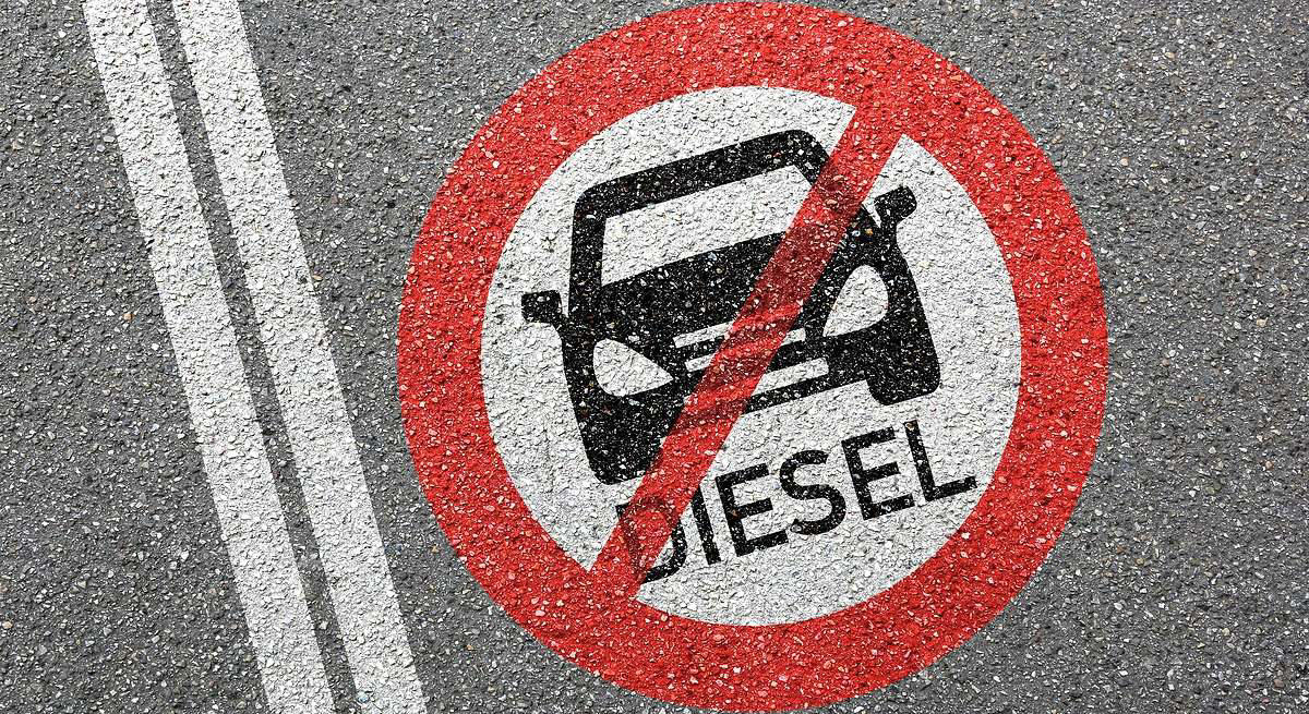 El RAC aconseja prescindir de los coches diésel si recorres menos de estos kilómetros al año