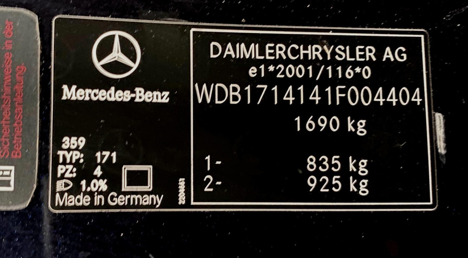 Robó un coche y le cambió la matrícula, pero la policía de Madrid lo descubrió por este detalle que pocos conocen: puede salvar tu vehículo