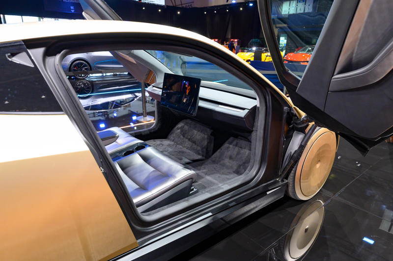 3 Tesla owners react to Elon Musk's FSD change
