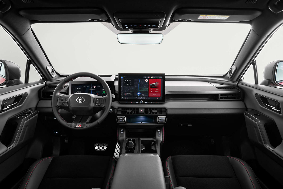 Nuevo Toyota RAV 4 2026: más eléctrico, más tecnológico y fiel a su espíritu SUV