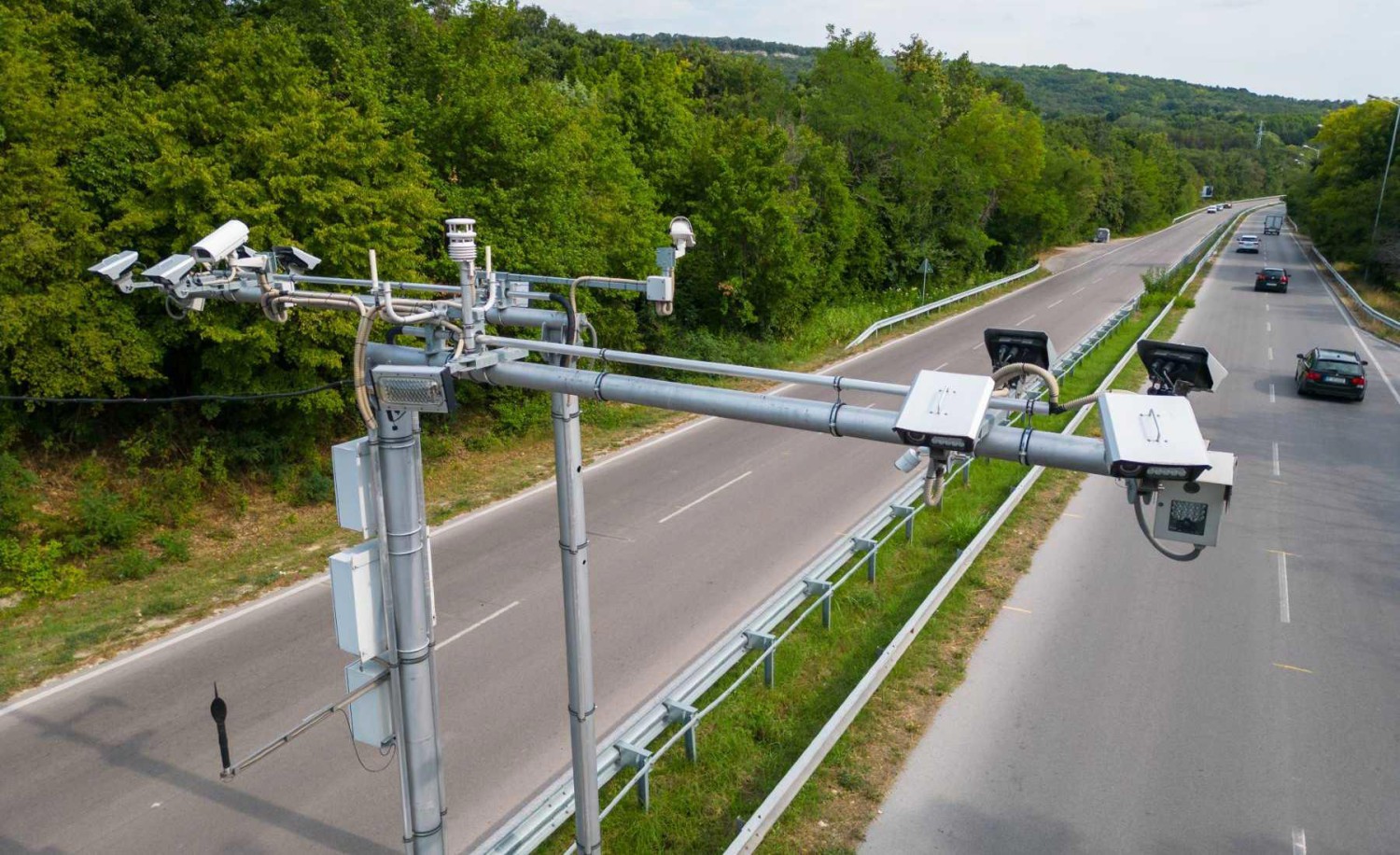 Recibe una multa de casi 1.000 euros por ir siete km/h más rápido