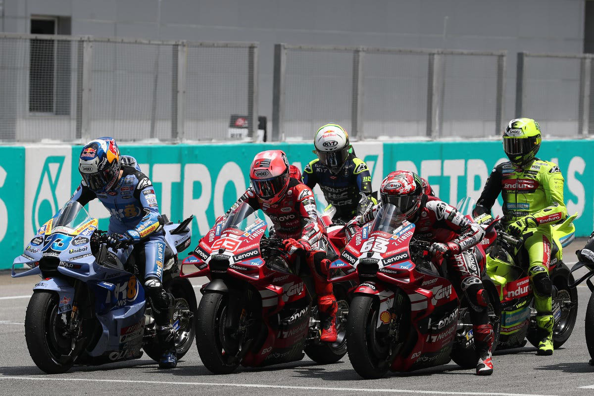 Pecco Bagnaia y su recado a Ducati que incluye a Marc Márquez en 2026: "Esta GP26 sí que se puede conducir"