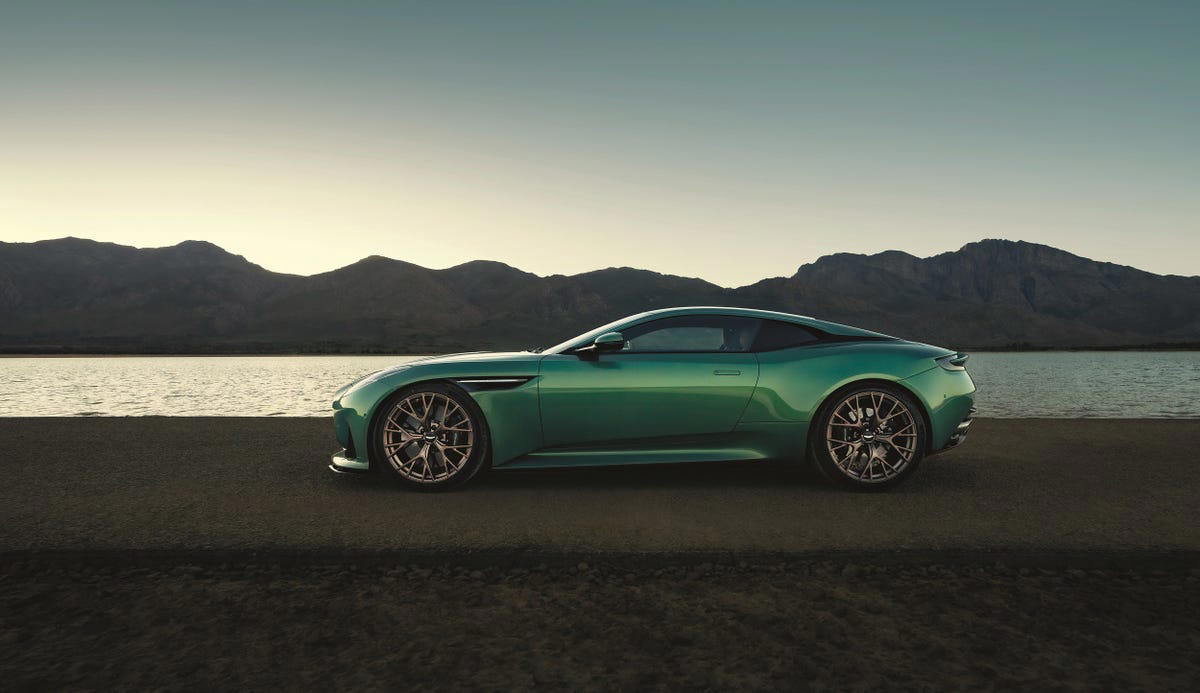 China prohibirá esta fórmula usada en los Tesla y otros coches eléctricos en 2027