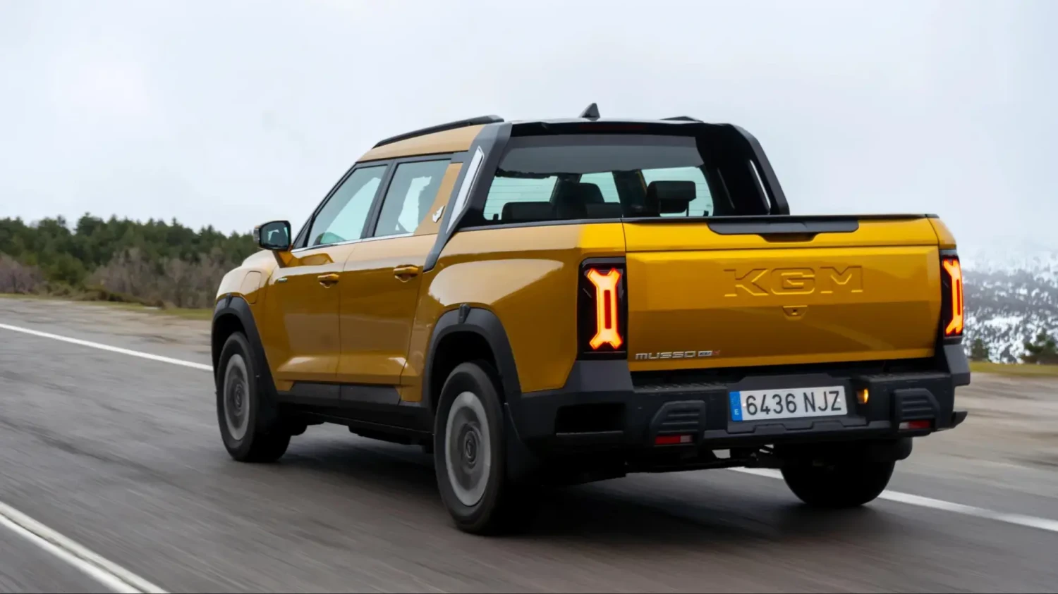 He probado el nuevo KGM Musso EVX y te cuento por qué es un coche casi único en su especie