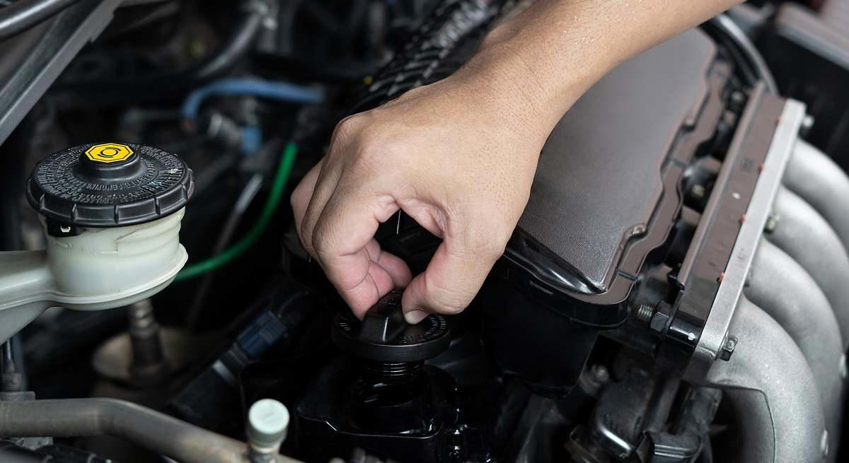 Cómo cuidar el coche después de un viaje largo: pasos sencillos que alargan la vida del motor