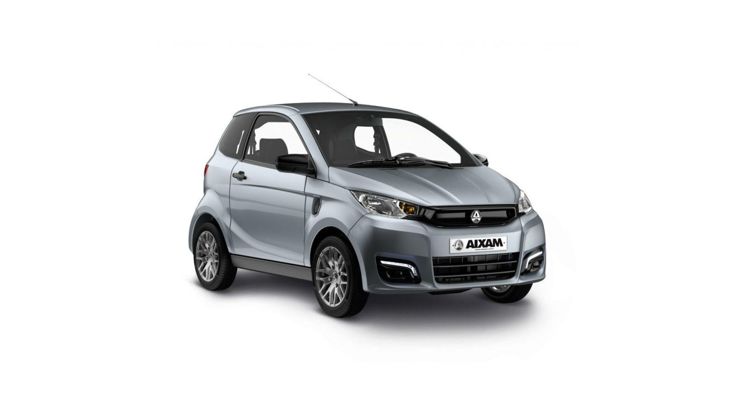 Coches sin carnet en 2026: cinco modelos para iniciarse en la conducción a partir de los 15 años