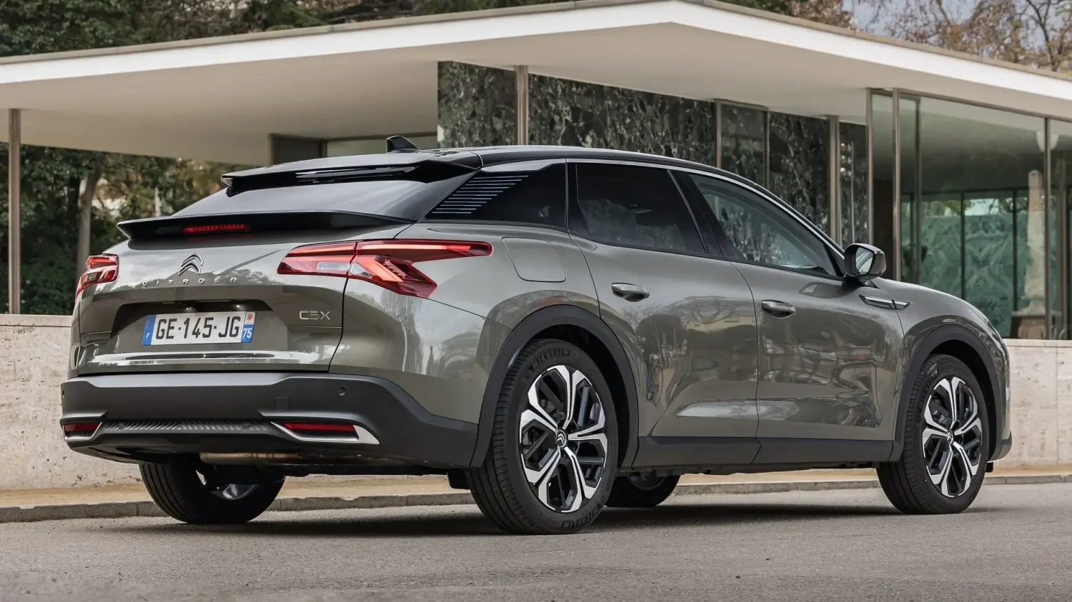 Cinco coches que han vendido menos de 10 unidades en enero en España