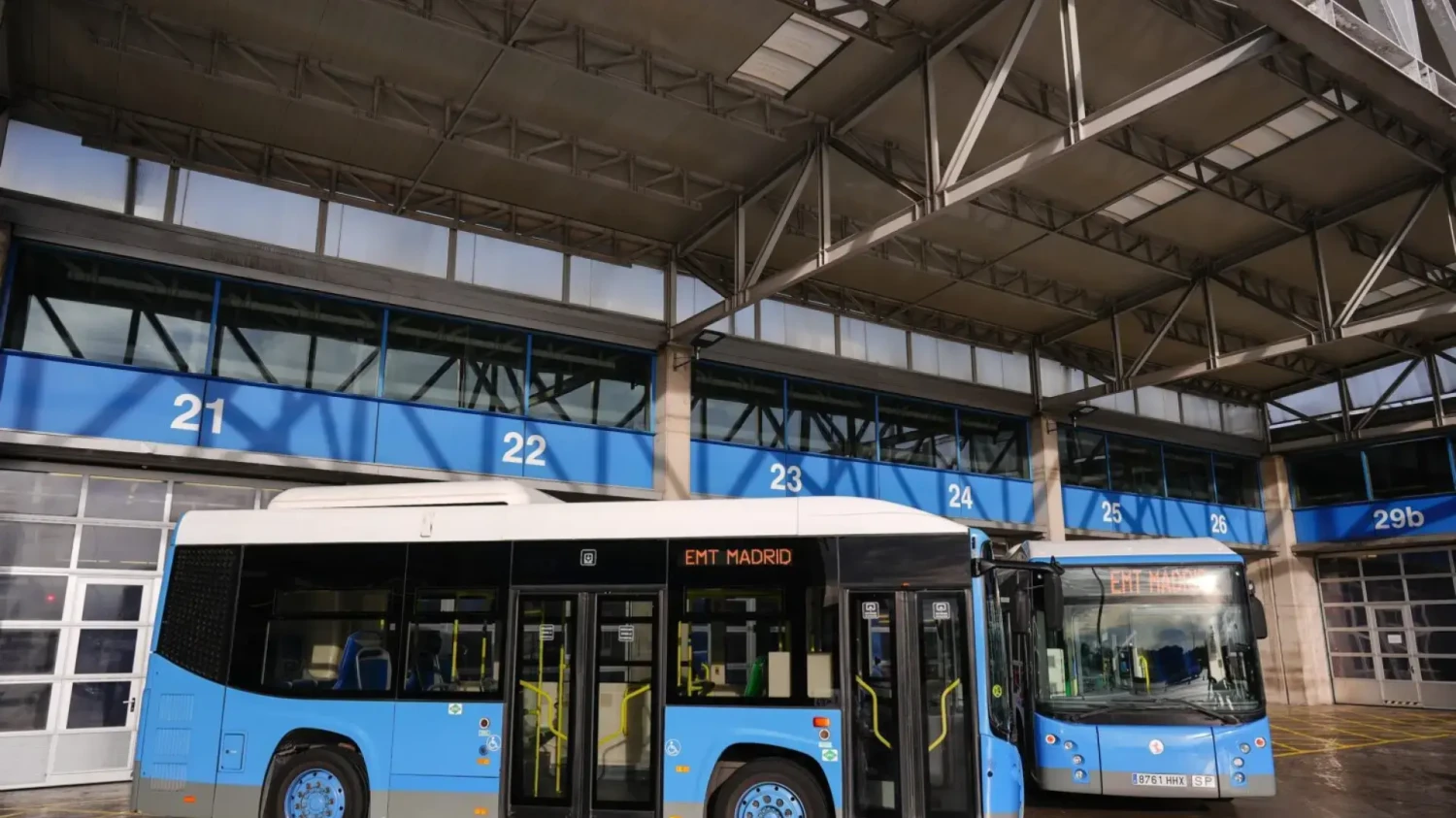 La EMT Madrid vende dos autobuses impulsados por GNC a Toledo por 30.250 euros
