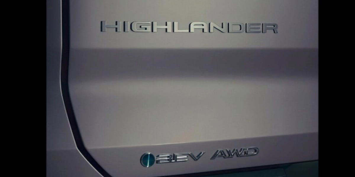 Toyota confirms all-electric Highlander for 2027