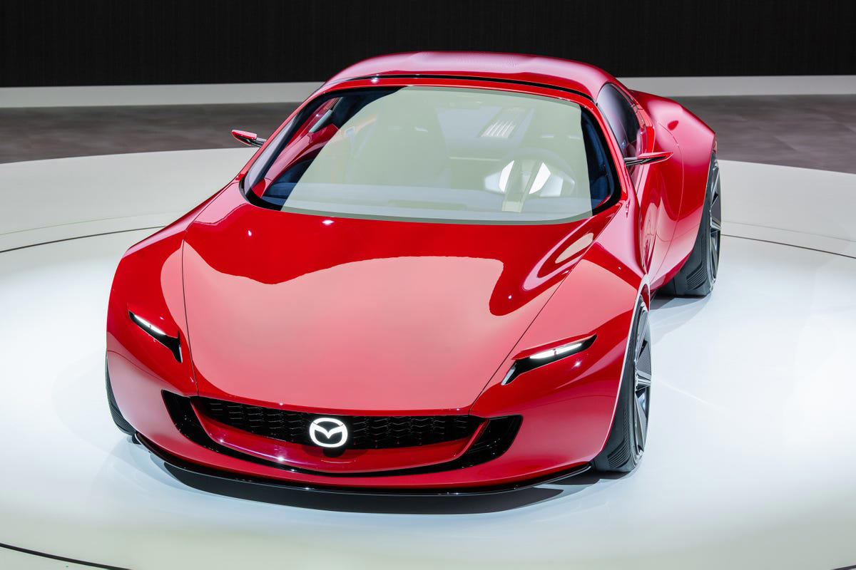 Mazda no se rinde con los deportivos rotativos: "¿Podría haber algo similar o superior al MX-5? Sí"
