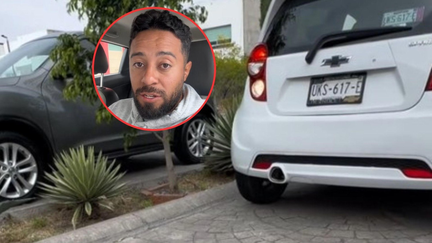 Si no puedes sacar tu coche de un espacio muy estrecho, esta es la técnica correcta para hacerlo