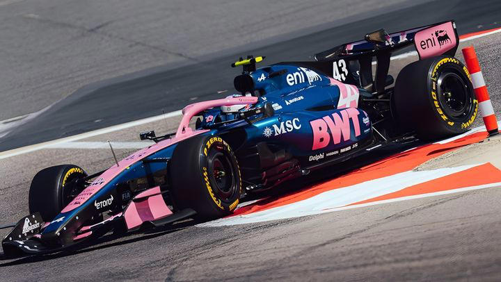 No hay redención para Alonso y Aston Martin, que suman un nuevo fracaso en el día que Antonelli da rienda suelta al Mercedes