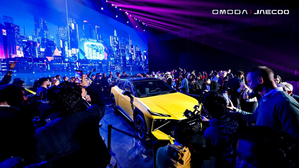 Omoda 4 Ultra: Una alternativa muy seria (y nada convencional) a los SUV deportivos de siempre