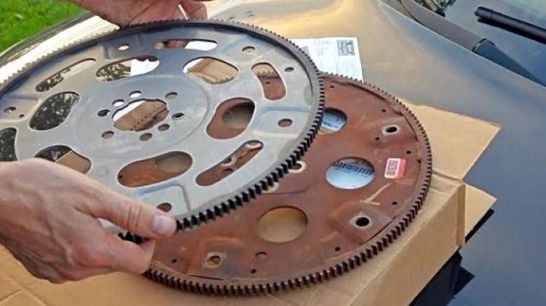 Why automatic transmissions have flex plates instead of flywheels