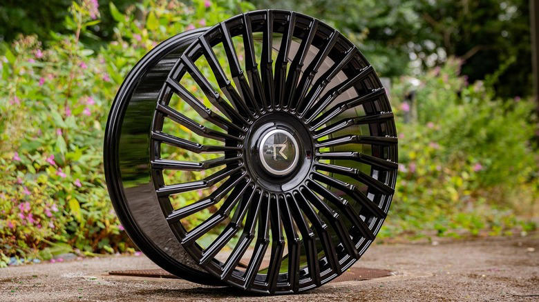 What are the pros and cons of forged wheels?