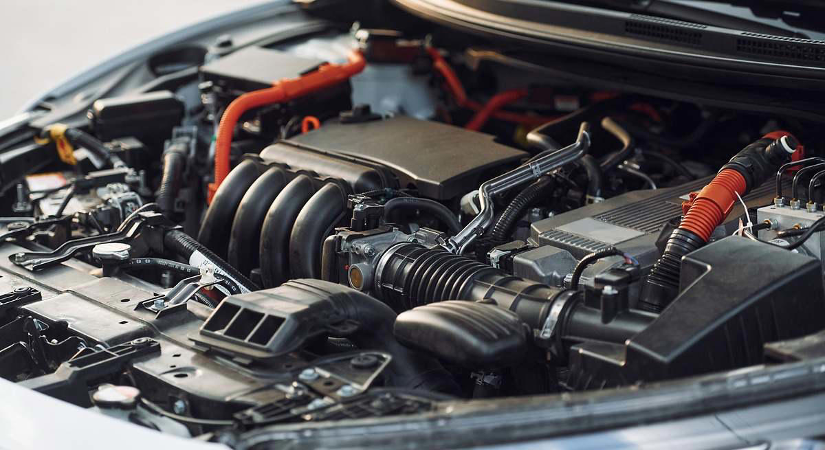 Los mecánicos lo tienen claro: esto es lo que debes comprobar cuando el motor de tu coche pierde potencia