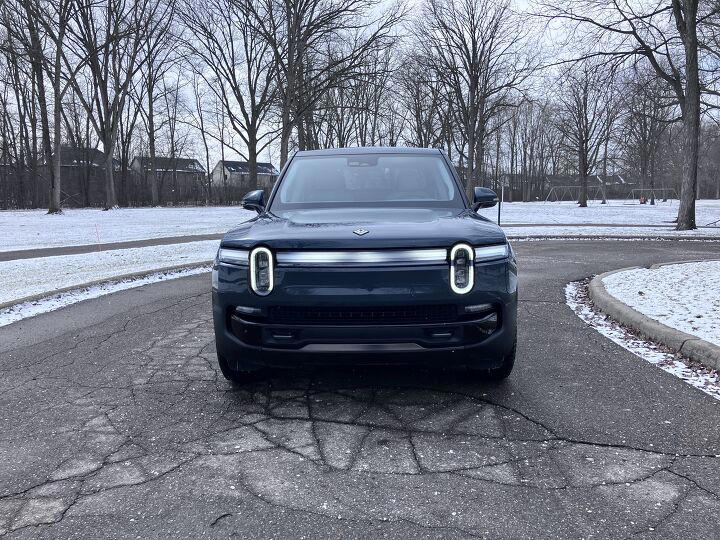 Rivian, I'm driving the Rivian R1T: What do you want to know?
