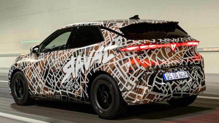 El Raval está a punto de salir: CUPRA quiere que el eléctrico urbano vuelva a emocionar