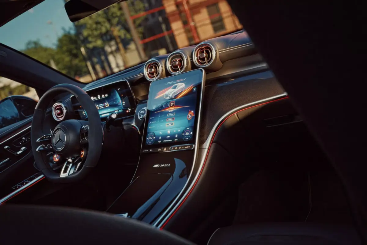 Mercedes, Mercedes recupera los motores grandes: así es el AMG GLC 53 de 449 CV que acelera de 0 a 100 km/h en 4,2 segundos