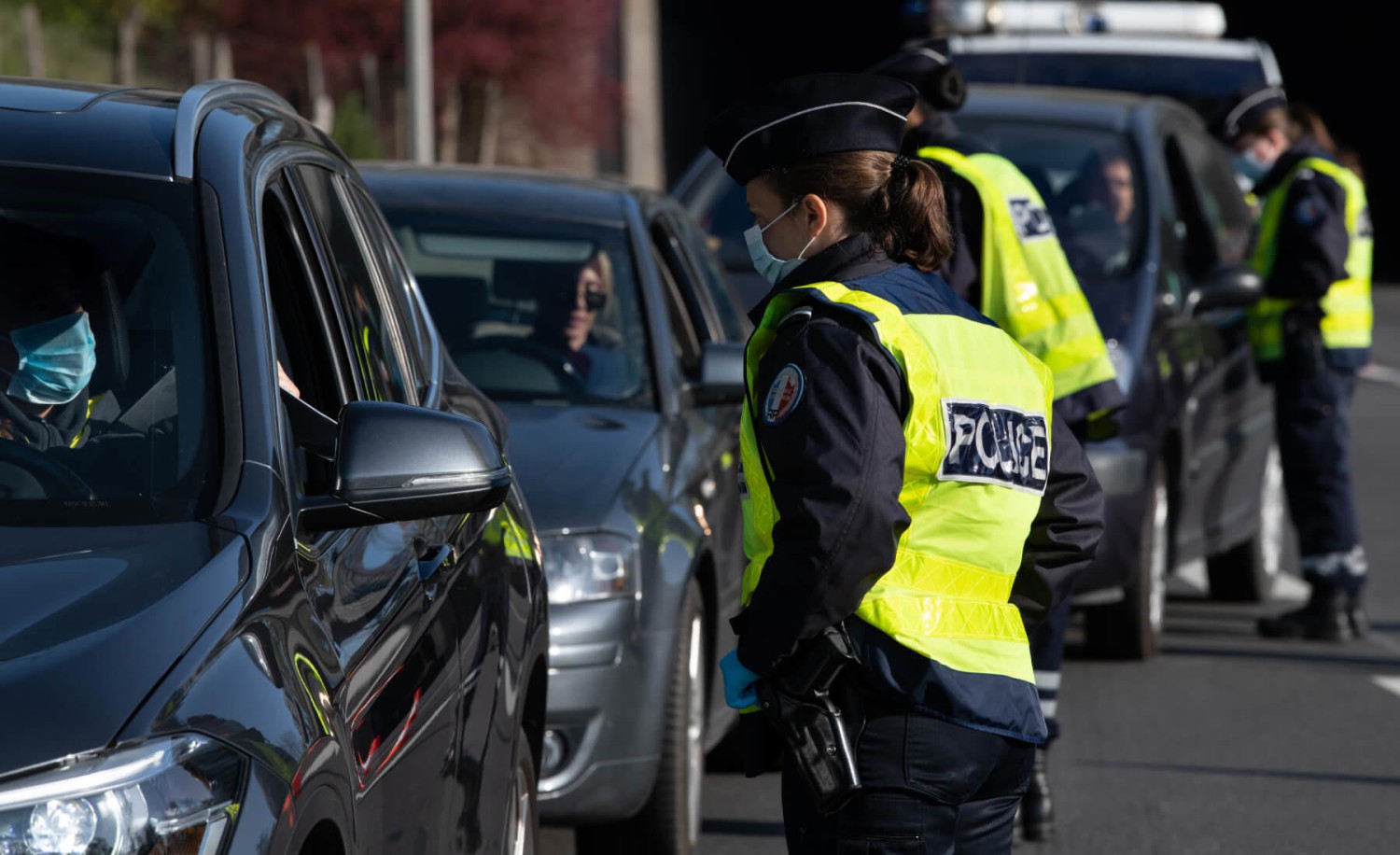 La policía realizaba un control y se llevó toda una sorpresa al descubrir a un profesor de autoescuela que no podía ni conducir