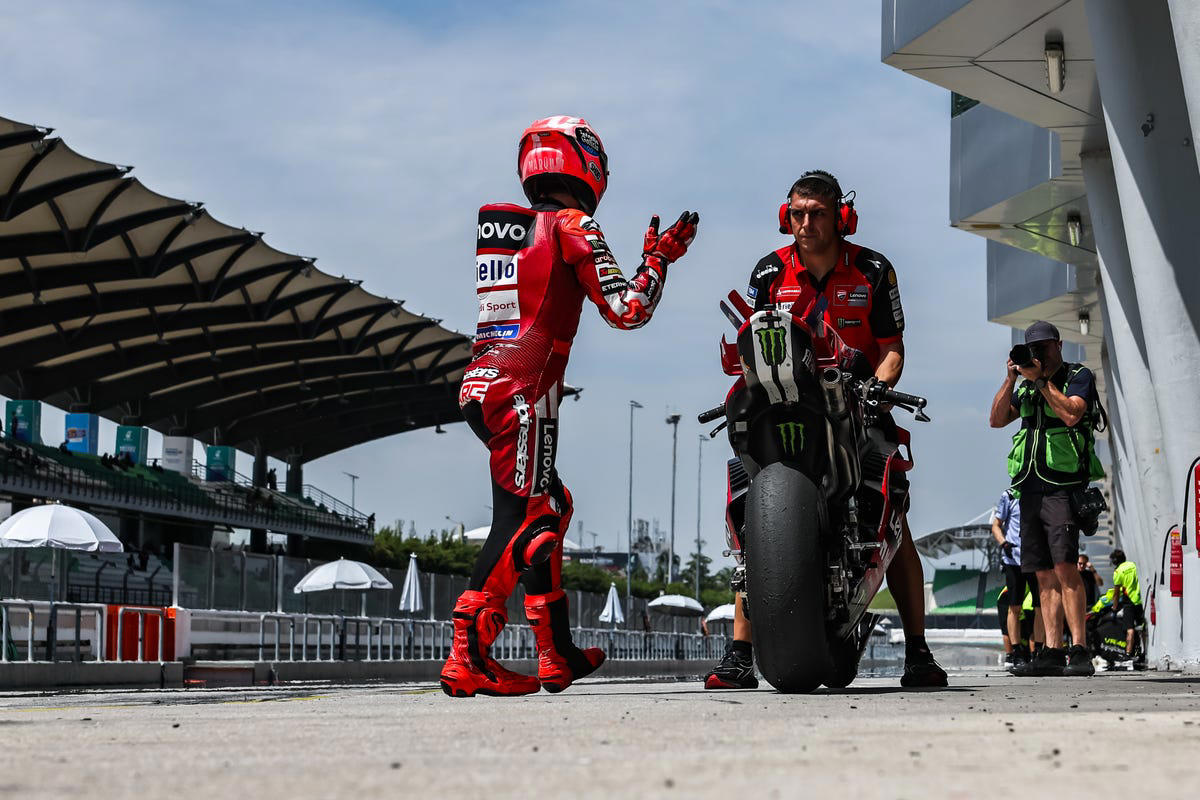 Marc Márquez, sobre el papel de Álex Márquez y Pecco Bagnaia en 2026: "Ellos y Marco Bezzecchi serán rivales"