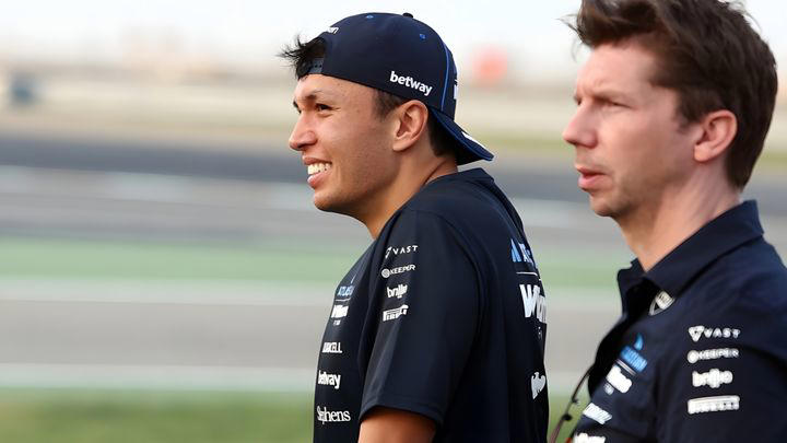 Williams se atreve con simulacros de carrera en el segundo día de test con el FW48: “Ya podemos usar el coche al máximo”