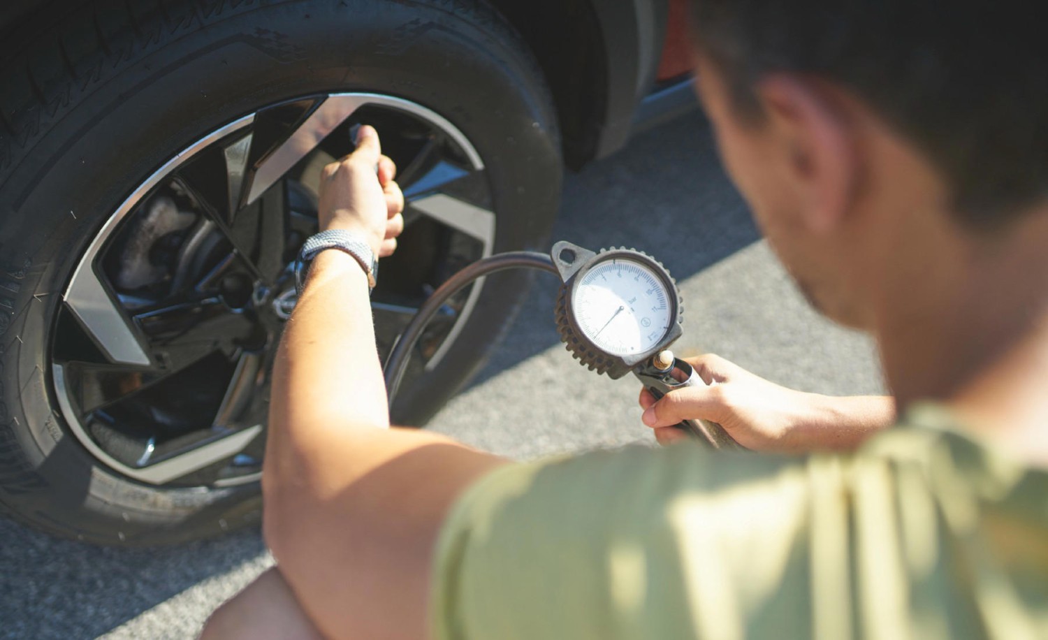 El truco de la presión de las ruedas para ahorrar hasta un 5% de combustible en tu próximo viaje