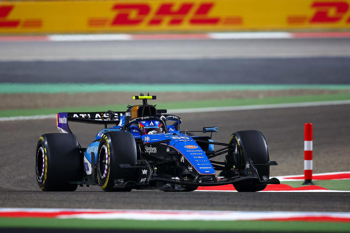 Carlos Sainz hace saltar las alarmas de Williams F1 y Alex Albon frente a Mercedes o Red Bull: "El ritmo"