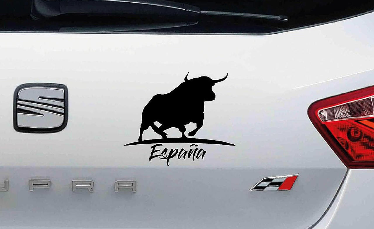 El misterio de la pegatina del burro en el maletero: ¿qué significa realmente este icono catalán?