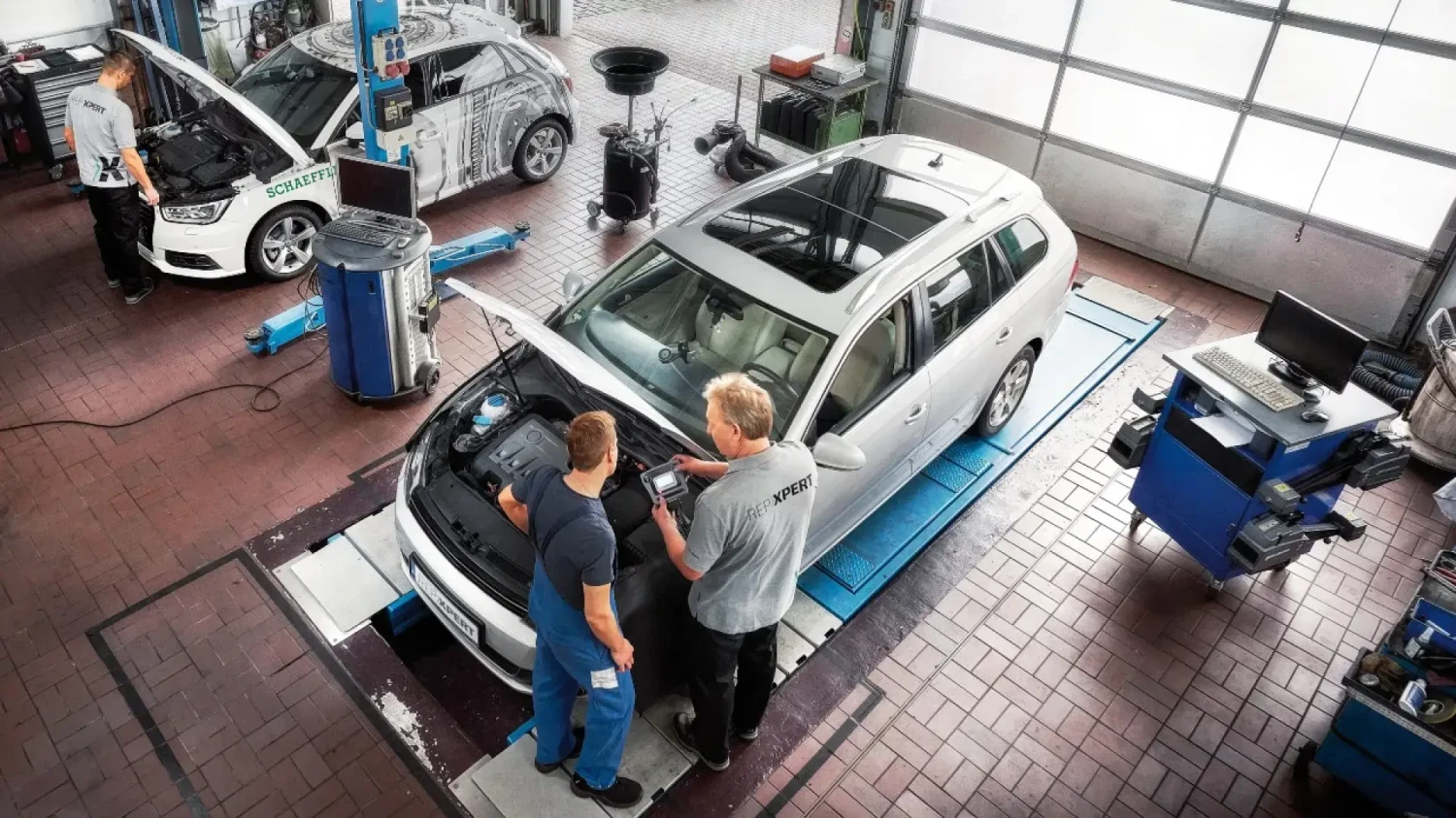 Reparar coches modernos es mucho más caro, incluso si se trata de daños pequeños, según un estudio