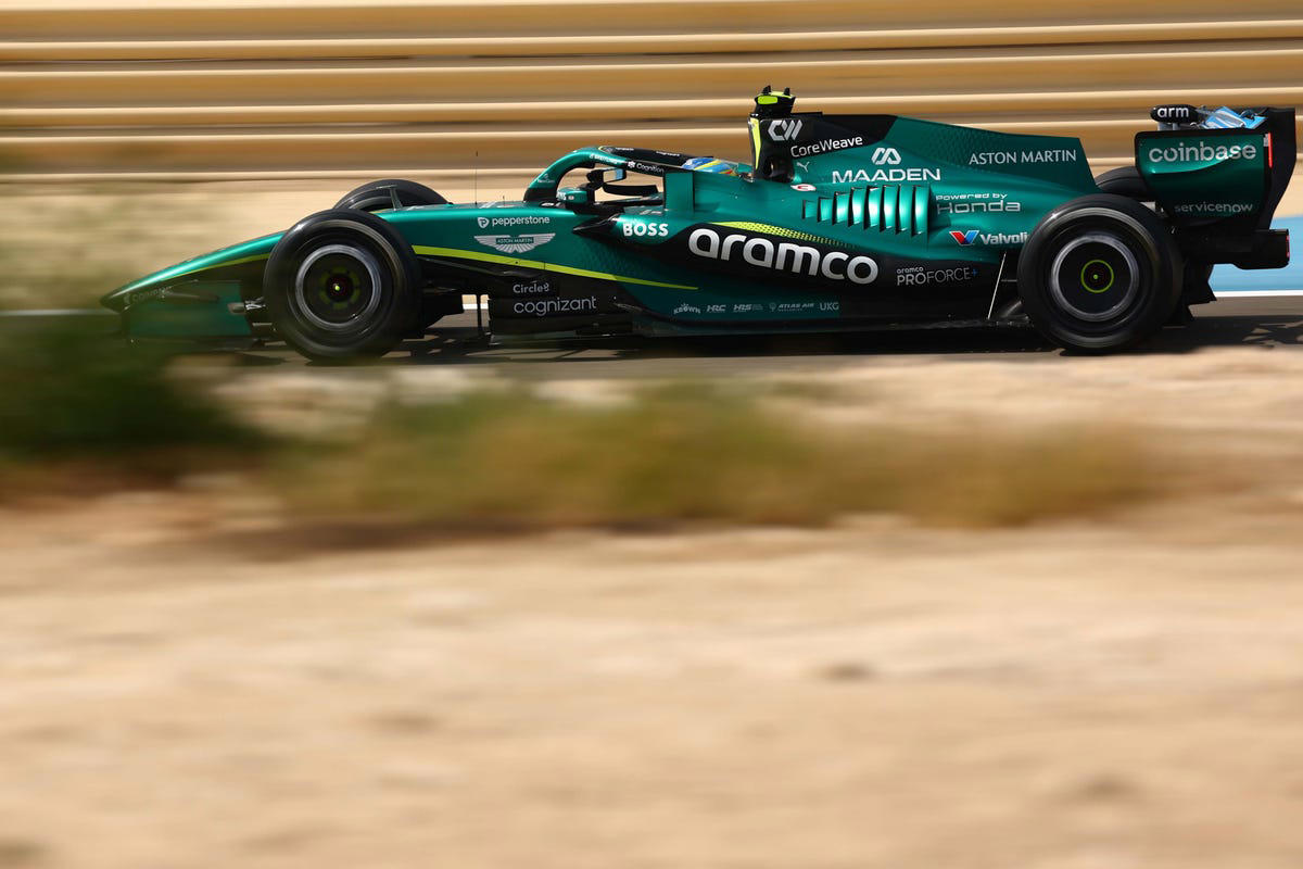 Aston Martin, Aston Martin F1 lleva a cabo finalmente su ‘filming day’ con Fernando Alonso a la cabeza