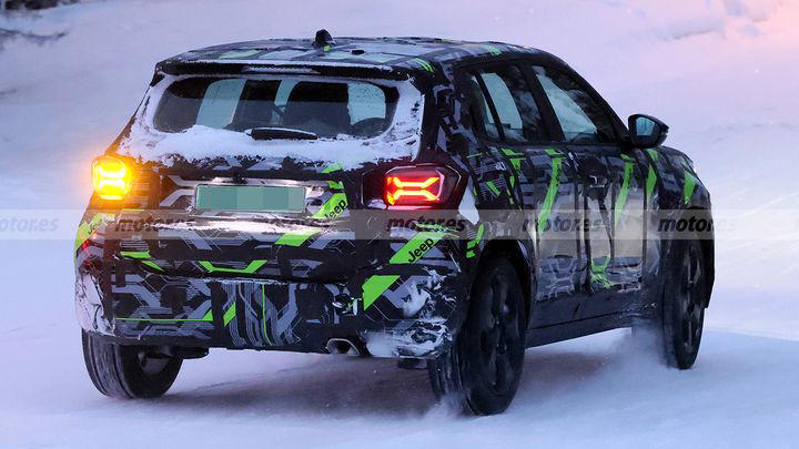 Jeep actualiza su 4x4 más barato, el nuevo Avenger 2027 se descubre en unas fotos espía muy reveladoras