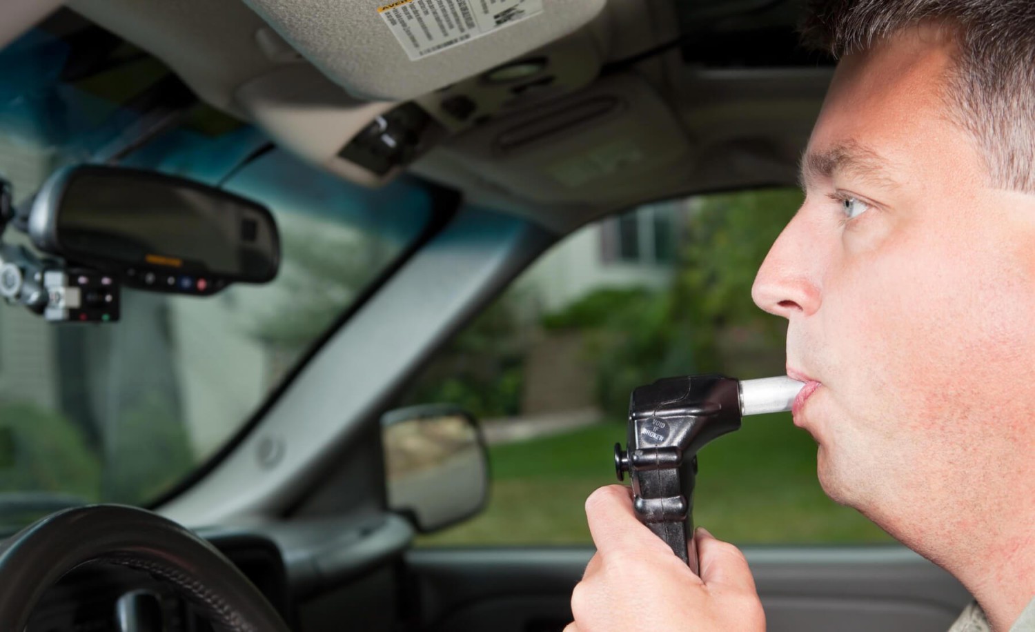 El dispositivo obligatorio que tendrán que llevar algunos coches para poder arrancar