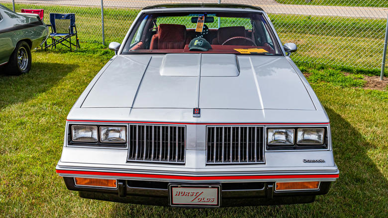 Why this '80s transmission used three shifters instead of one