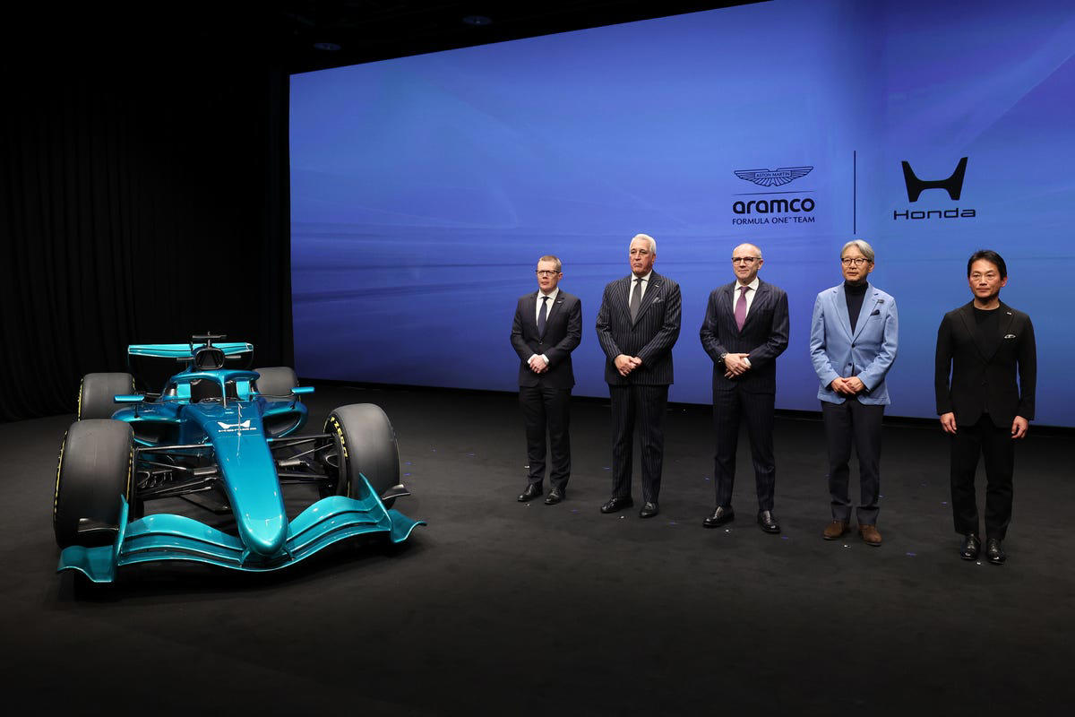 Aston Martin, Aston Martin F1 se encomienda a Andy Cowell después de haber sido degradado por Adrian Newey